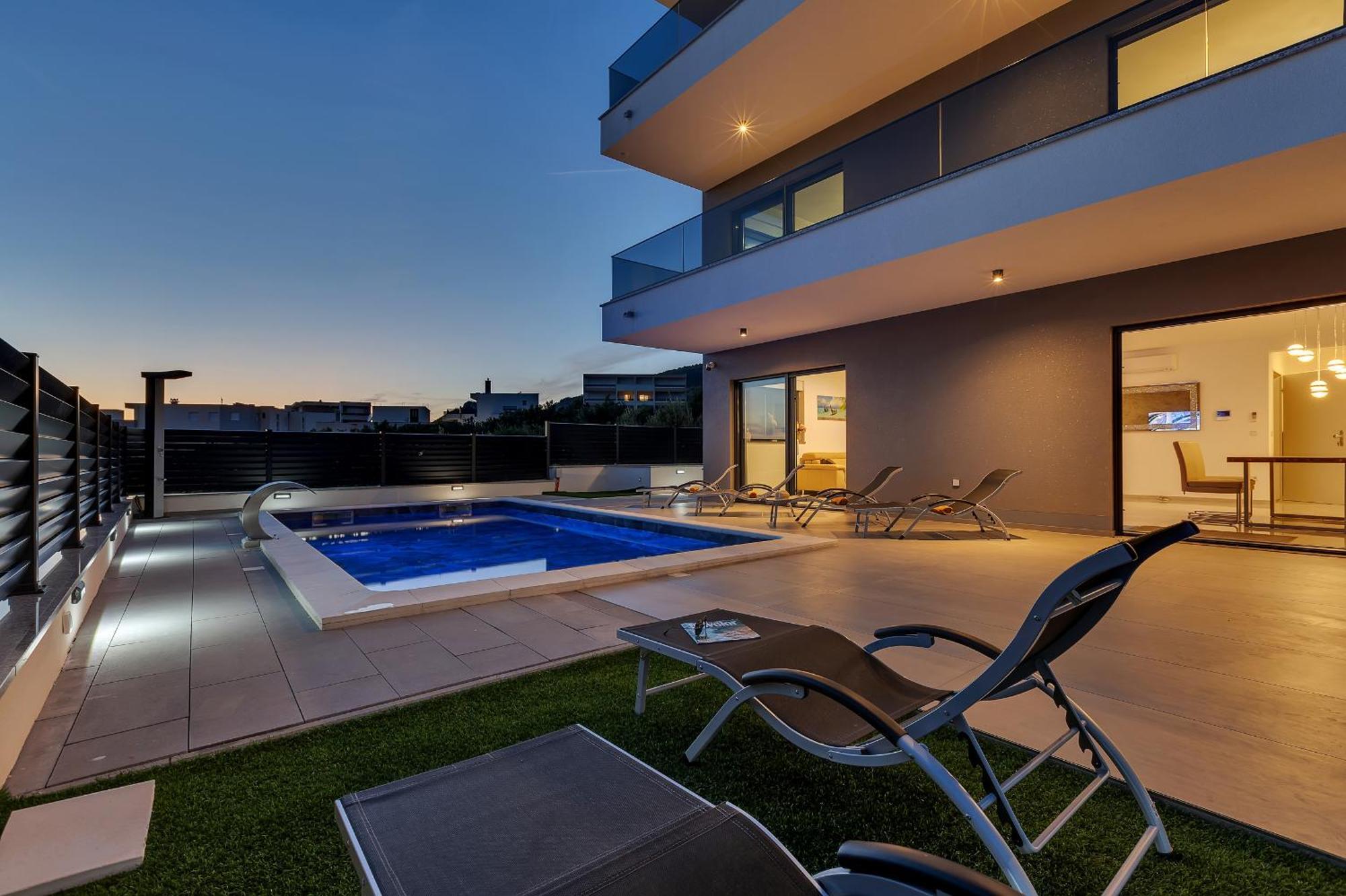 Villa Adria Makarska Exterior photo